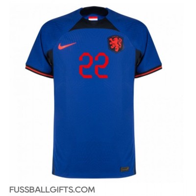 Niederlande Denzel Dumfries #22 Fußballbekleidung Auswärtstrikot WM 2022 Kurzarm